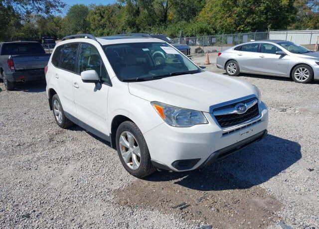 2016 SUBARU Forester