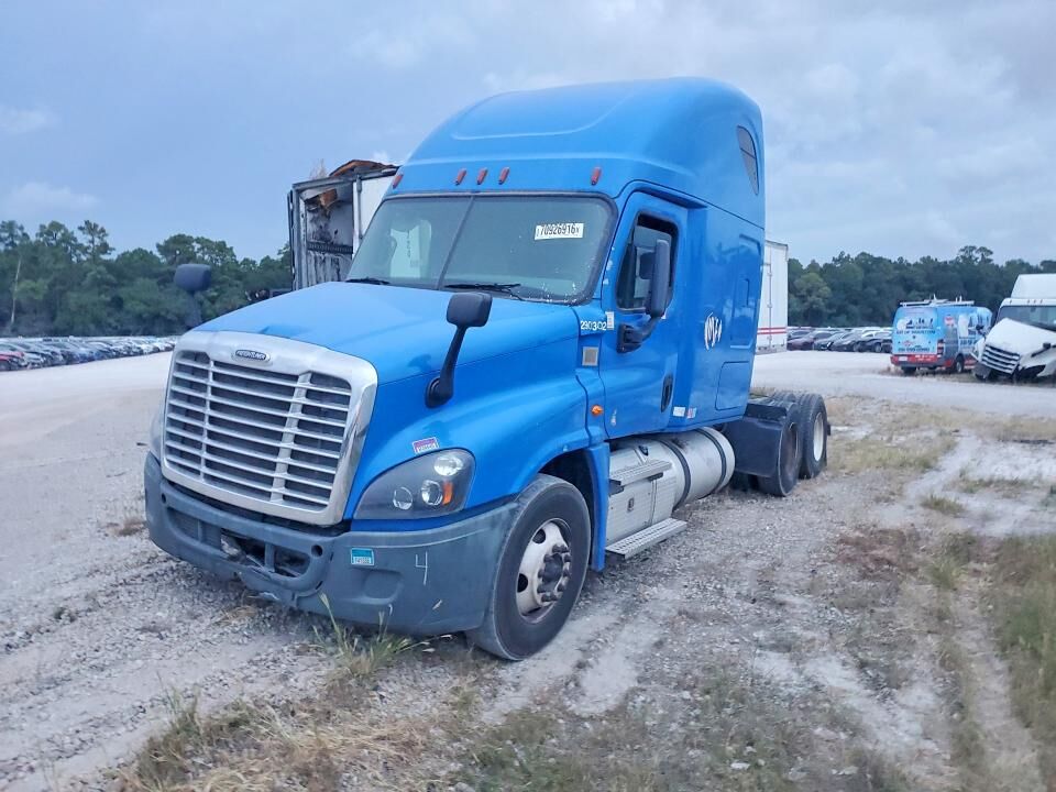 2020 FREIGHTLINER Cascadia