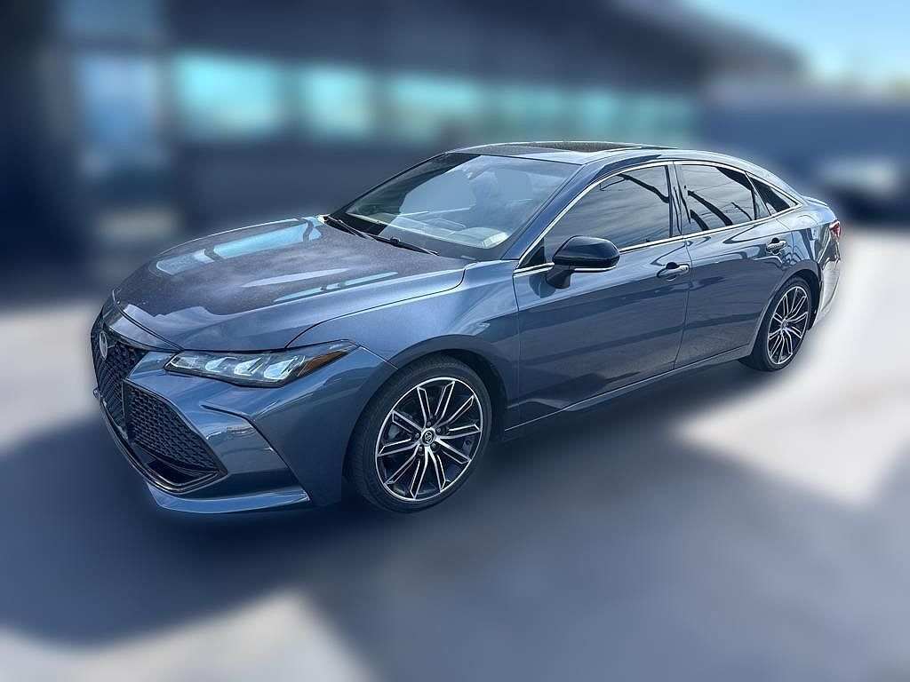 2020 TOYOTA Avalon