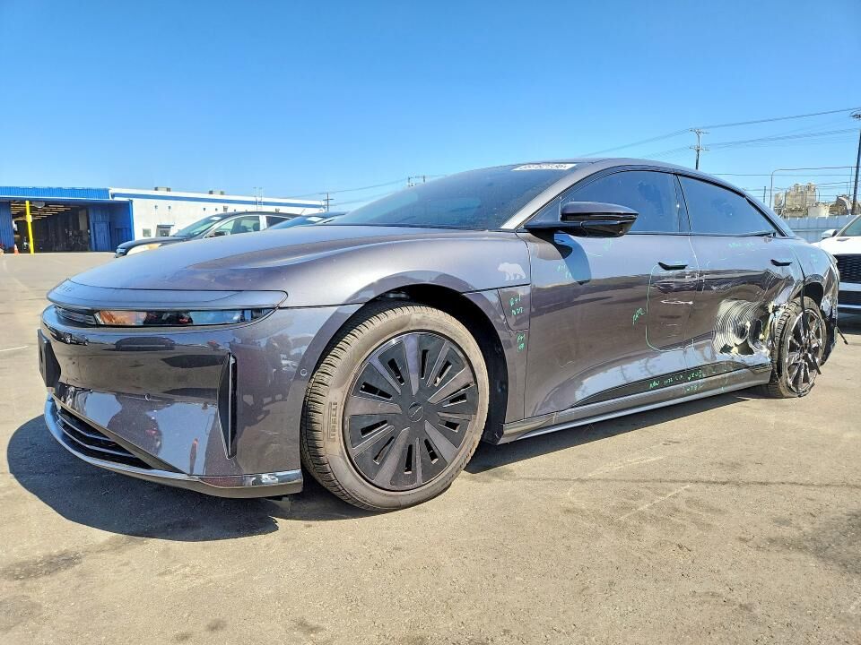 2025 LUCID Air
