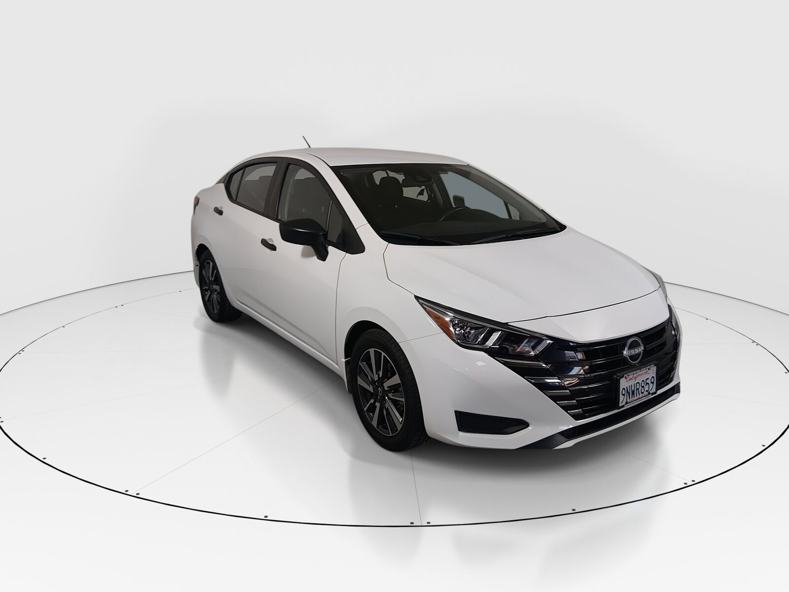 2024 NISSAN Versa