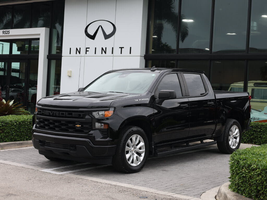 2024 CHEVROLET Silverado