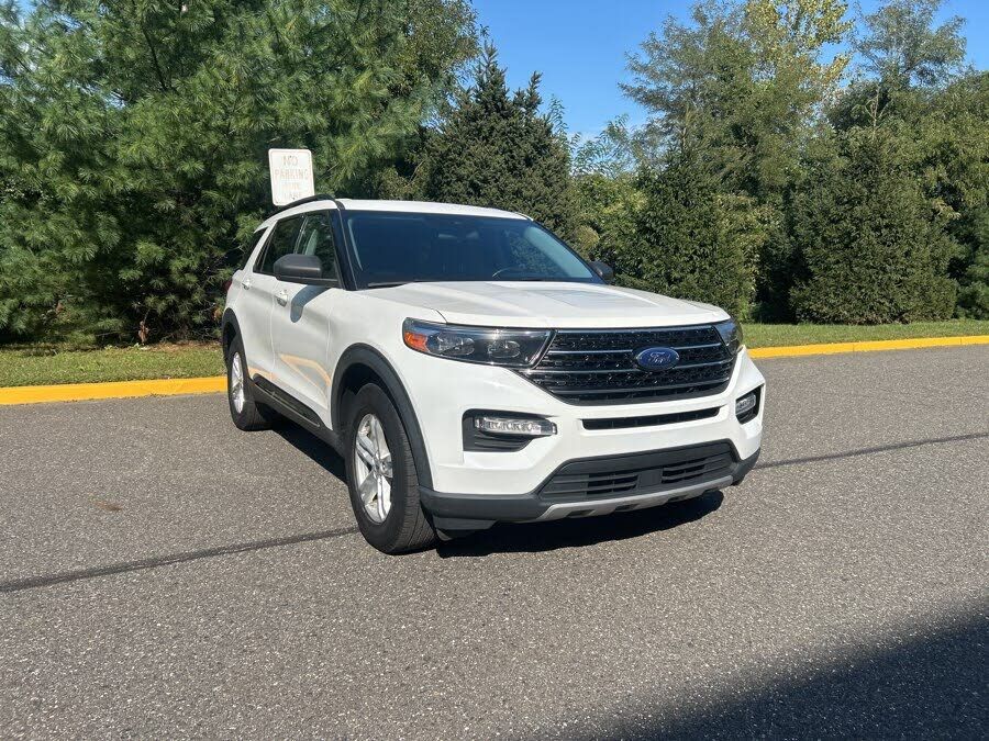 2020 FORD Explorer