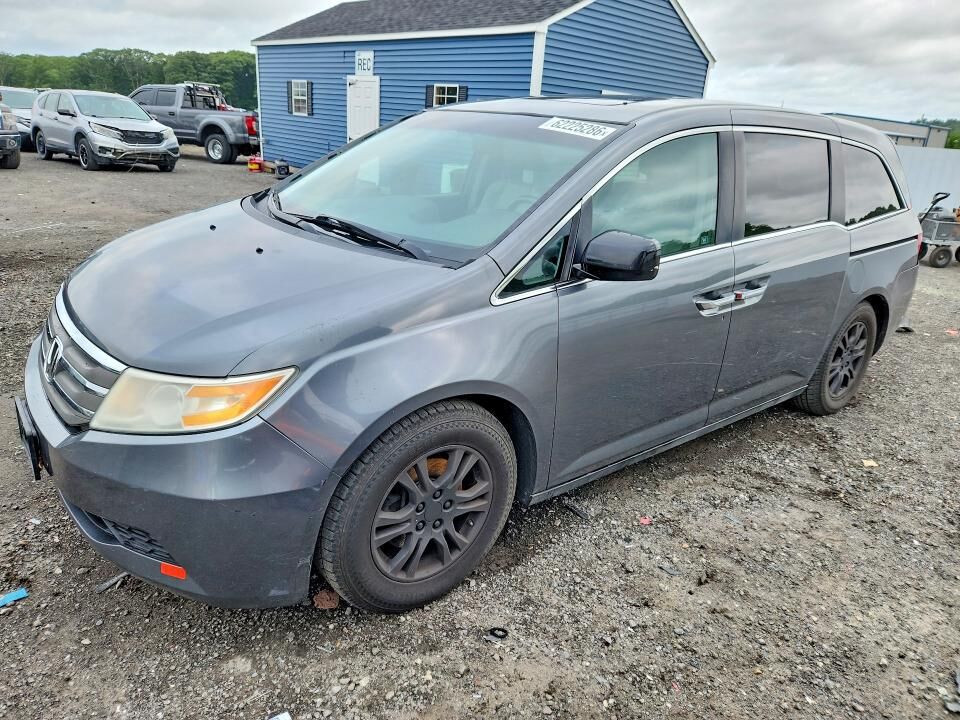 2011 HONDA Odyssey