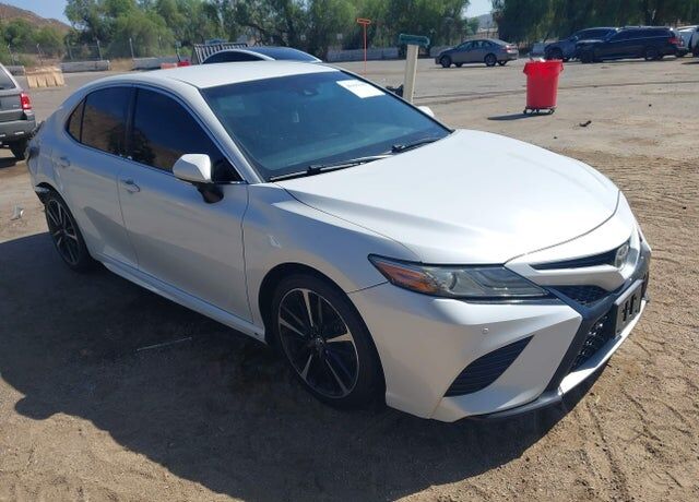 2018 TOYOTA Camry