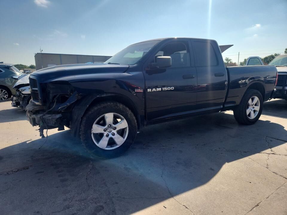 2012 DODGE Ram