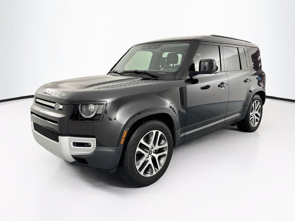 2022 LAND ROVER Defender