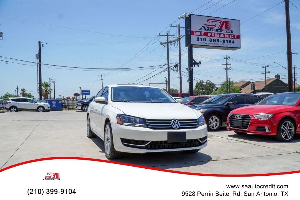 2014 VOLKSWAGEN Passat