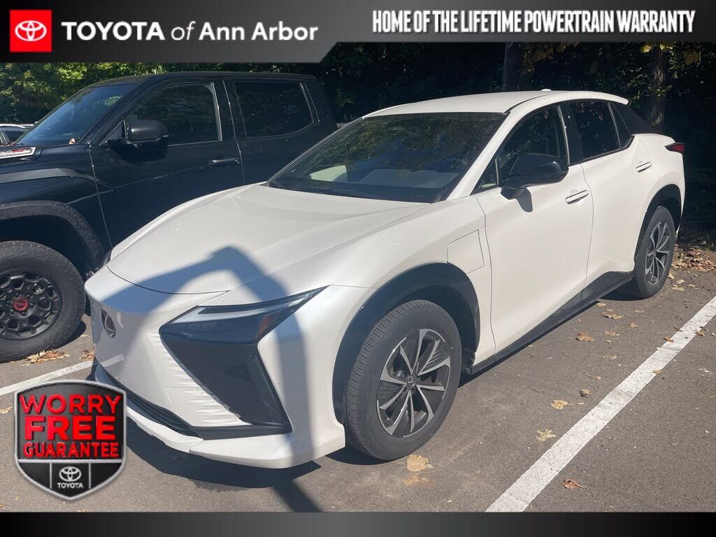 2024 LEXUS RZ 450e