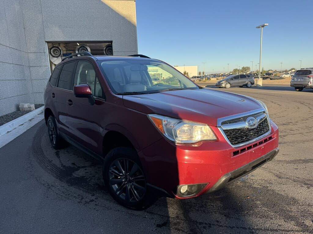 2015 SUBARU Forester