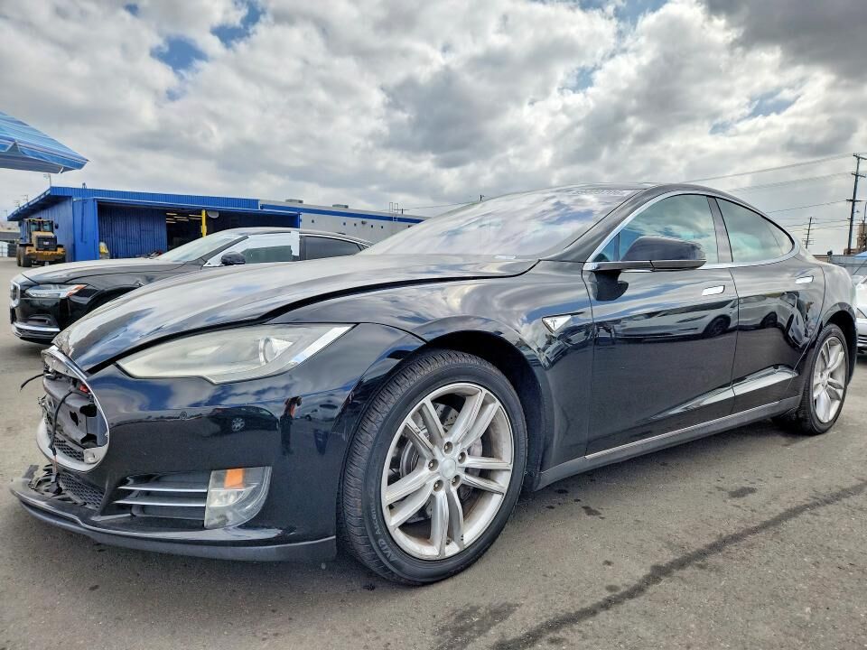 2013 TESLA Model S