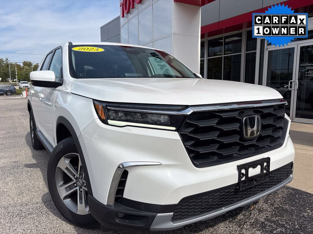 2023 HONDA Pilot