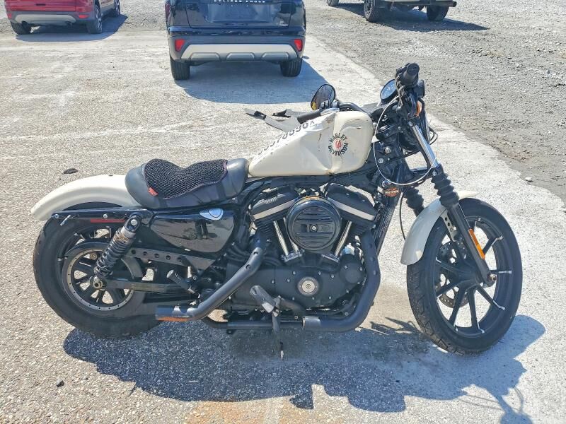 2022 HARLEY DAVIDSON Iron 883