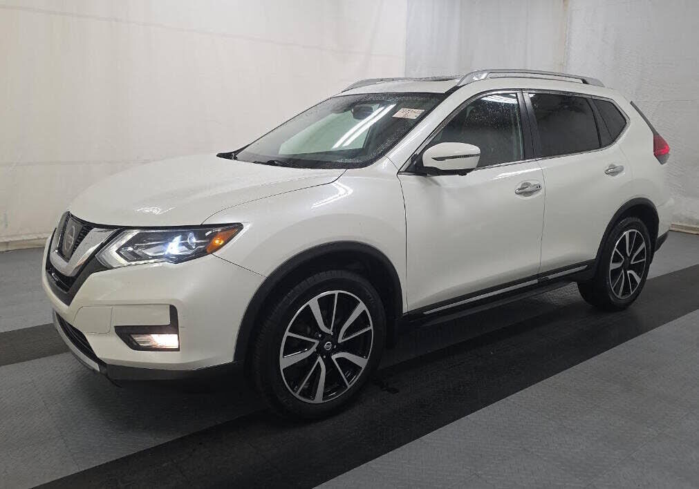 2017 NISSAN Rogue