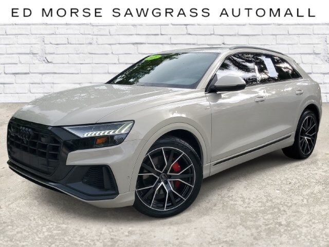 2021 AUDI Q8