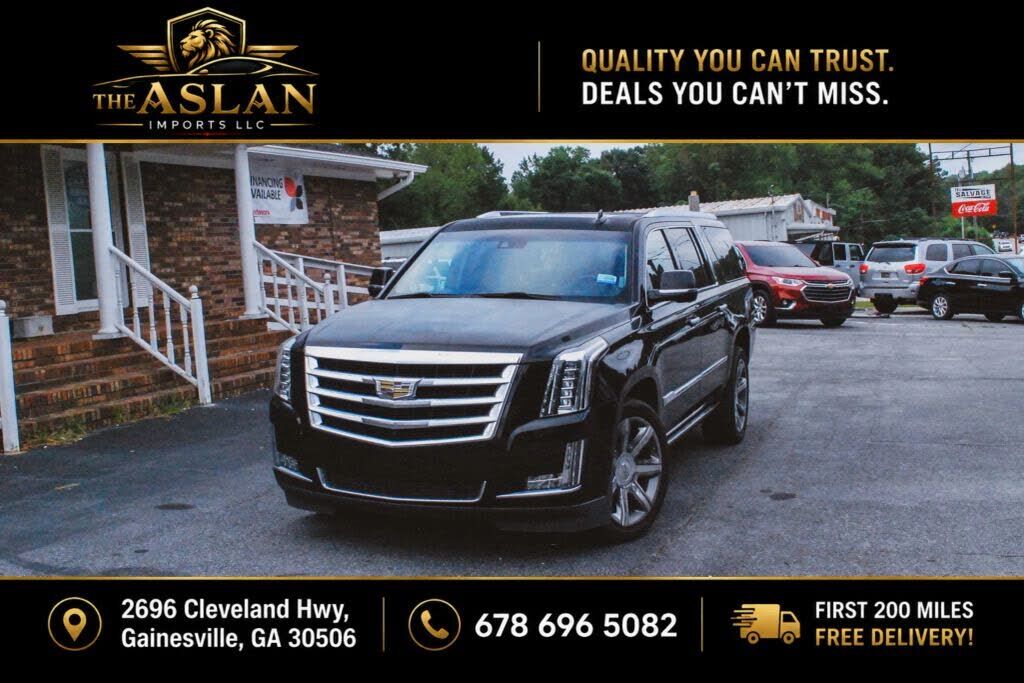 2017 CADILLAC Escalade ESV