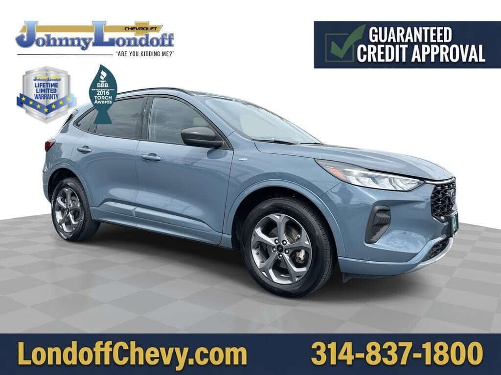 2023 FORD Escape