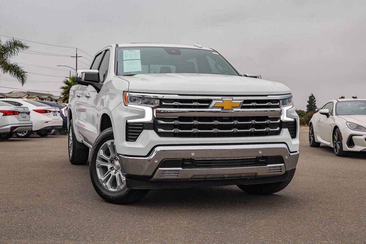 2025 CHEVROLET Silverado