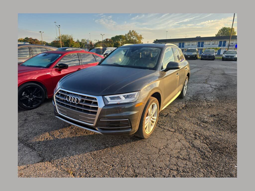 2018 AUDI Q5