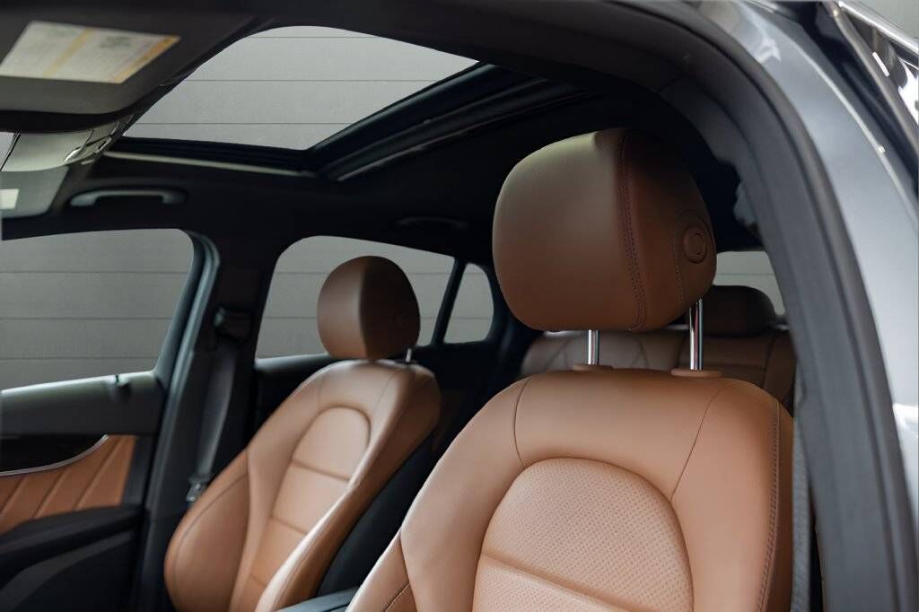 2021 Mercedes-Benz GLC-Class