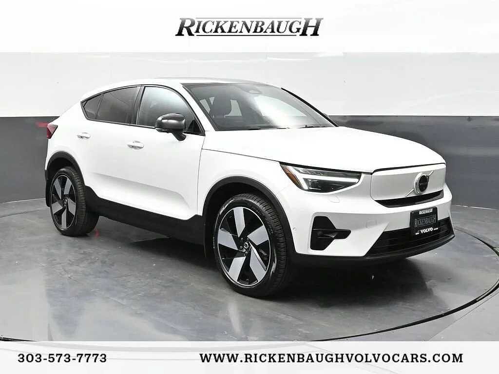 2022 VOLVO XC60