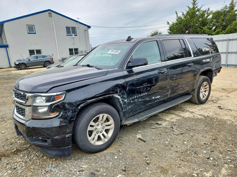 2017 CHEVROLET Suburban