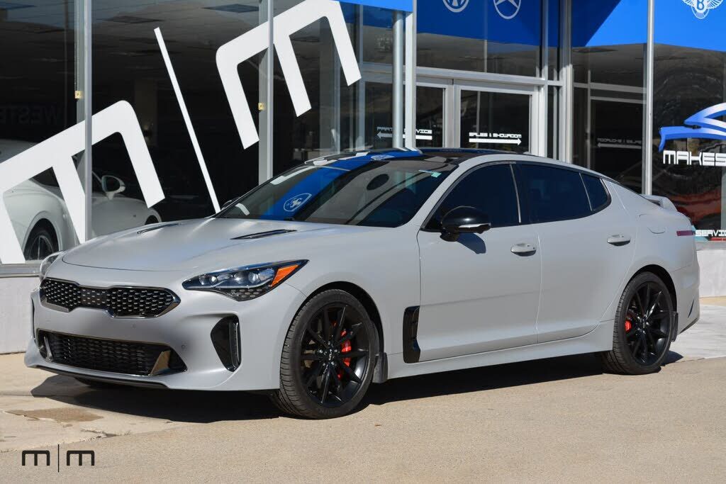 2022 KIA Stinger