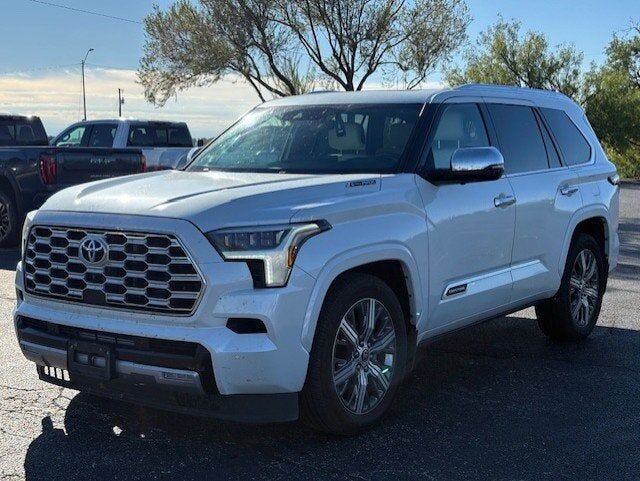 2023 TOYOTA Sequoia