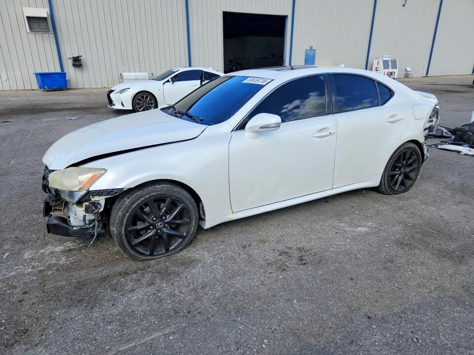 2013 LEXUS IS