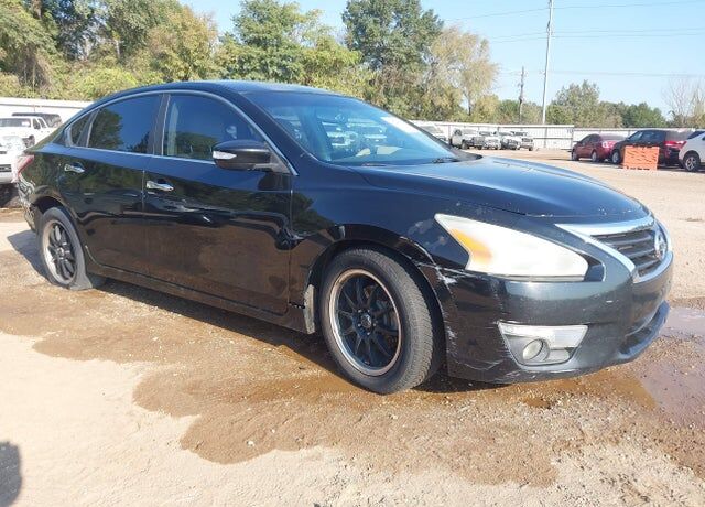 2013 NISSAN Altima