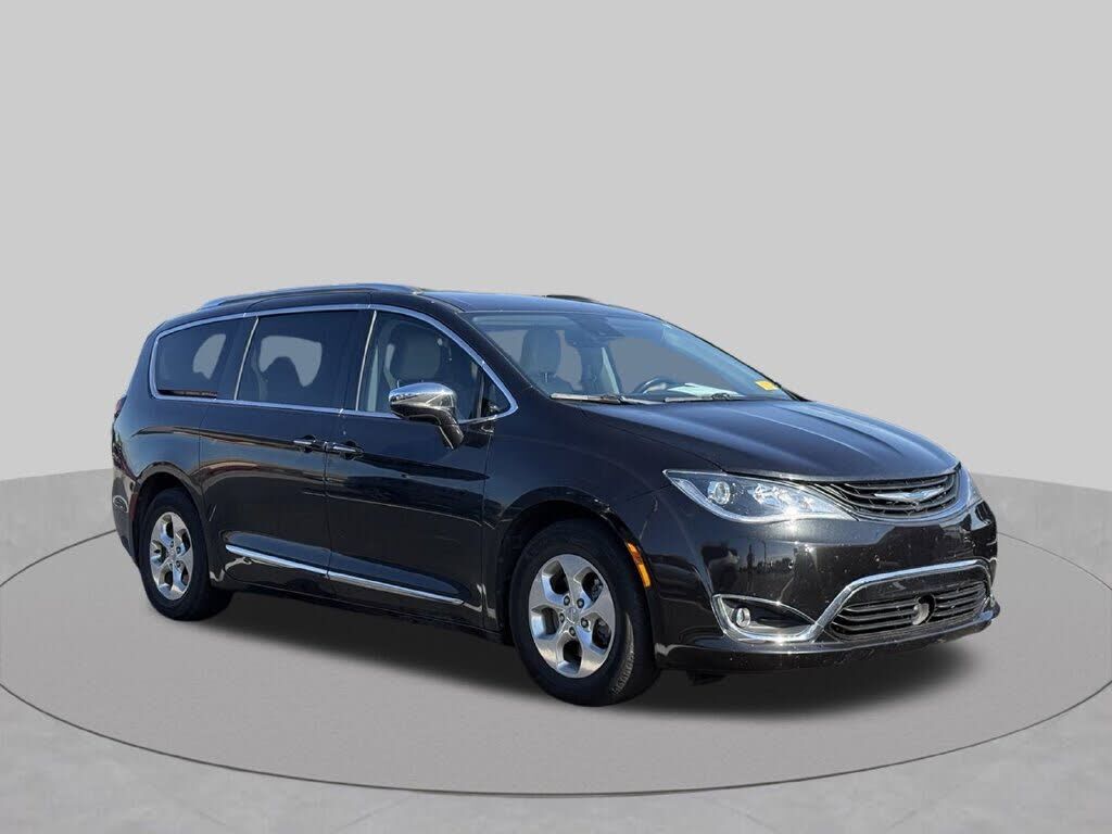 2018 CHRYSLER Pacifica
