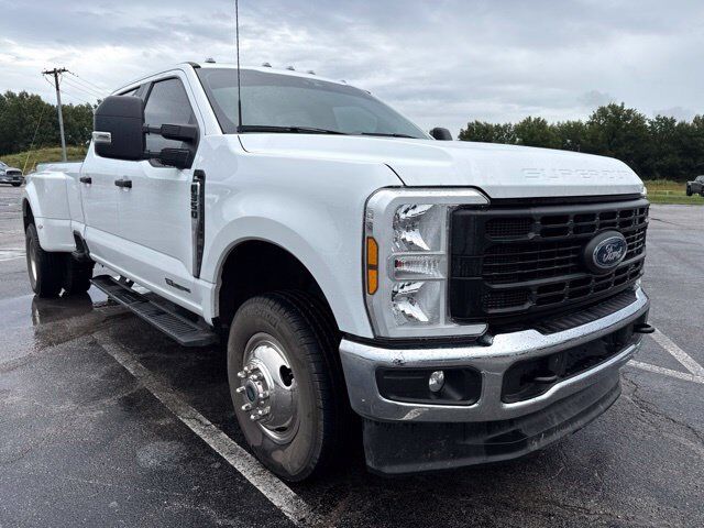 2024 FORD F-350