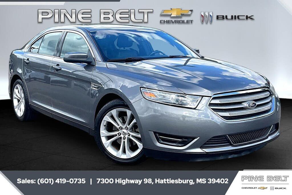 2013 FORD Taurus