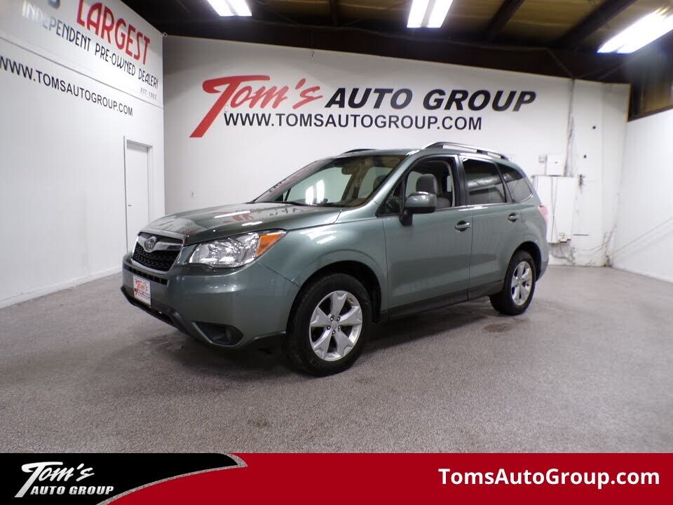 2016 SUBARU Forester