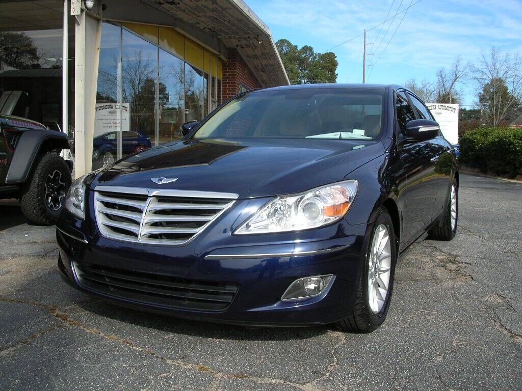 2011 HYUNDAI Genesis