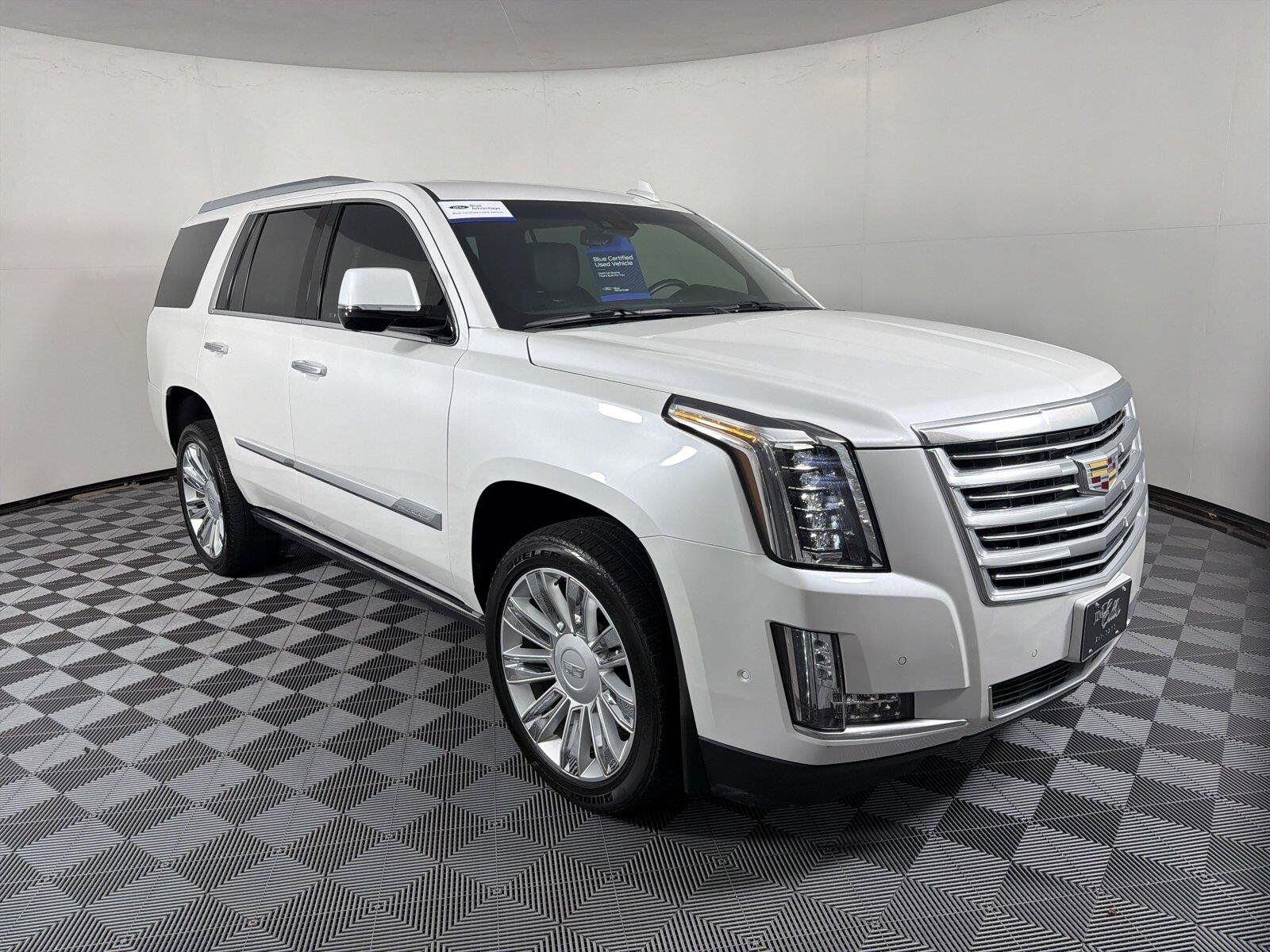 2019 CADILLAC Escalade