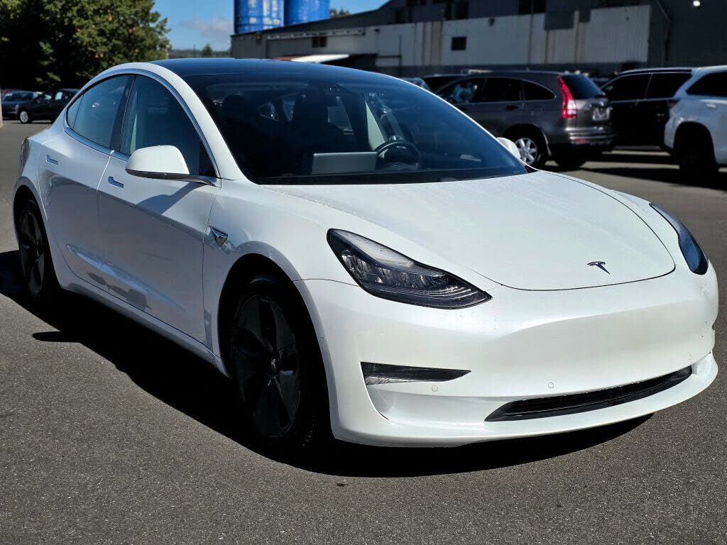 2019 TESLA Model 3