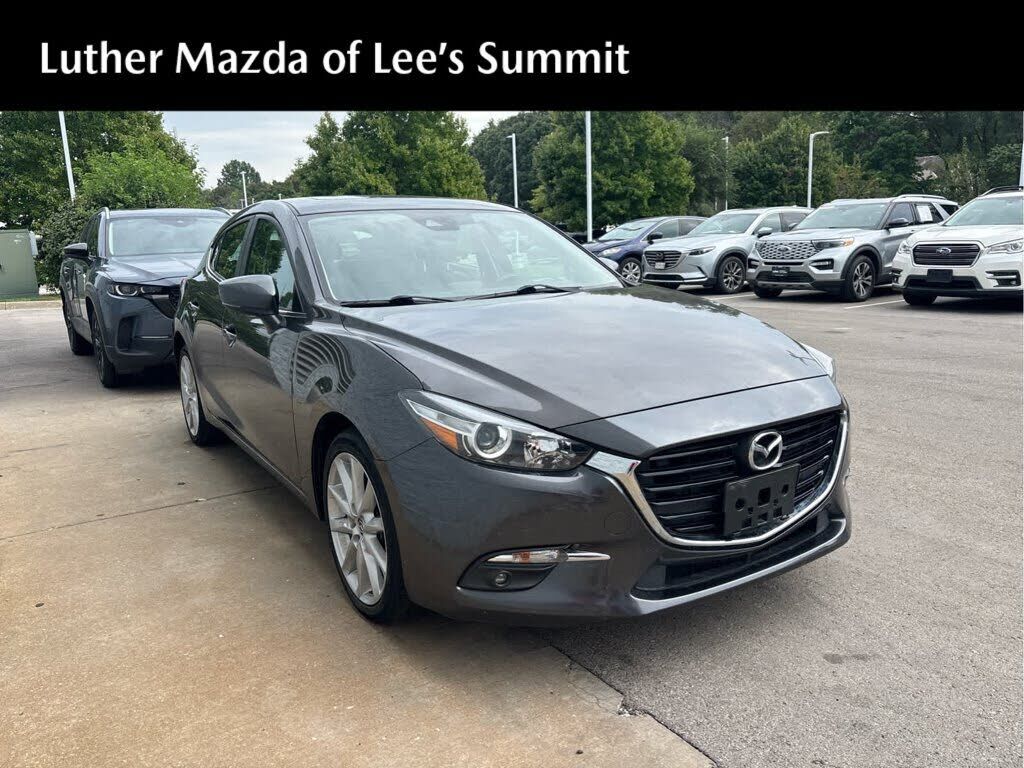 2017 MAZDA Mazda3