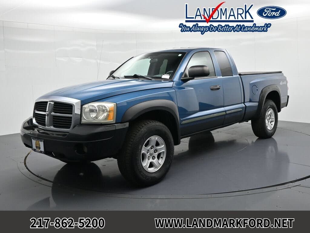 2005 DODGE Dakota