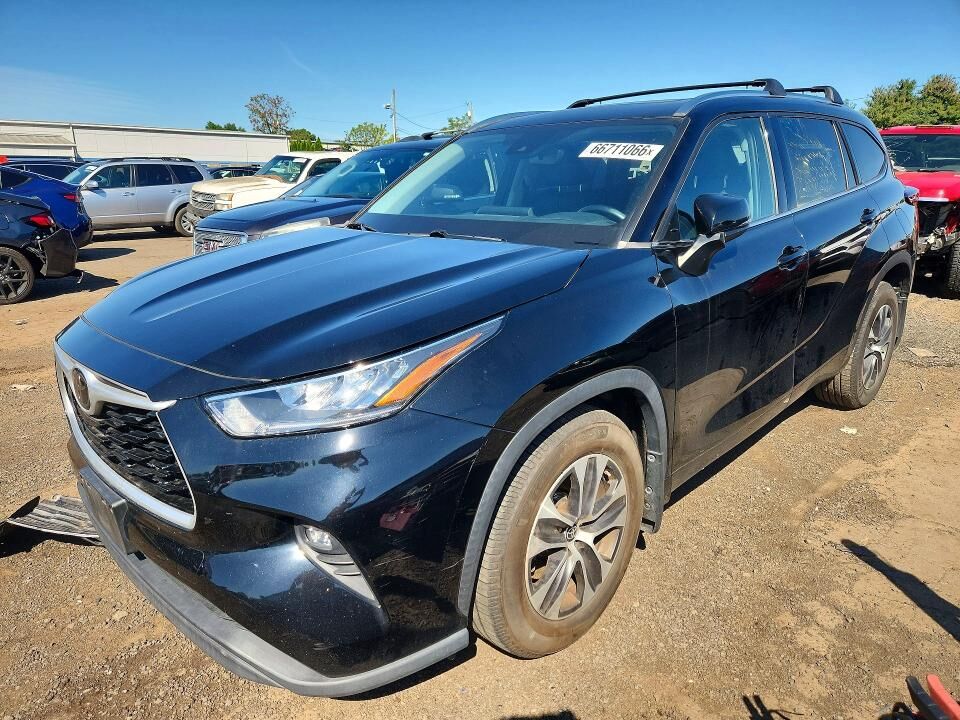 2020 TOYOTA Highlander