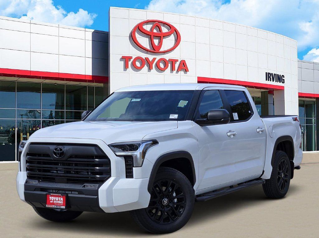 2026 TOYOTA Tundra