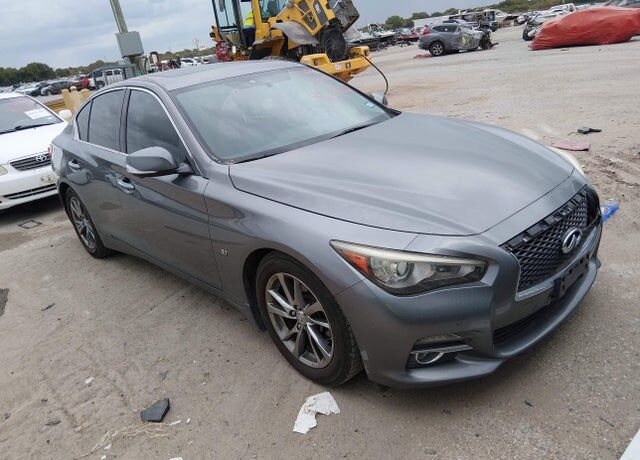 2015 INFINITI Q50