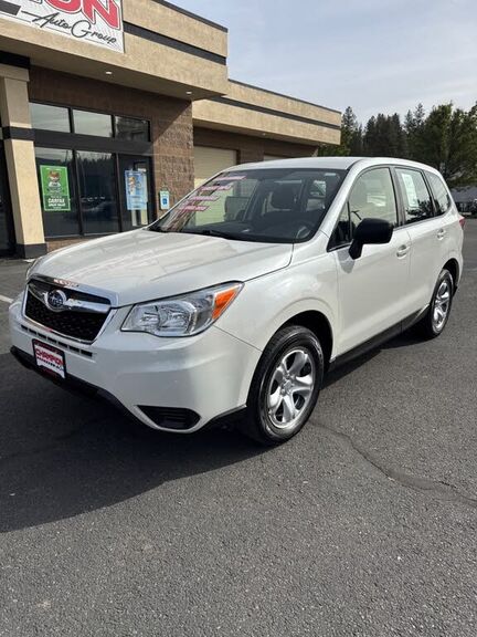 2016 SUBARU Forester