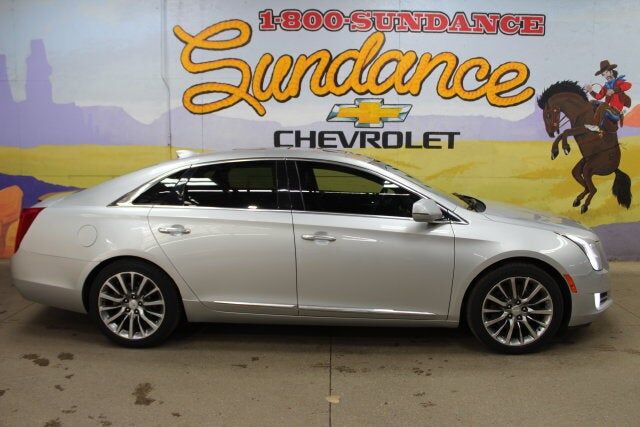 2015 CADILLAC XTS