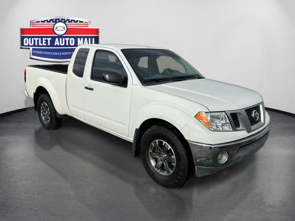 2017 NISSAN Frontier