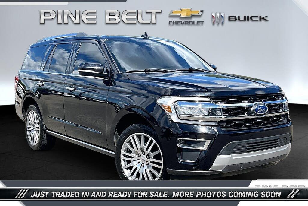 2022 FORD Expedition