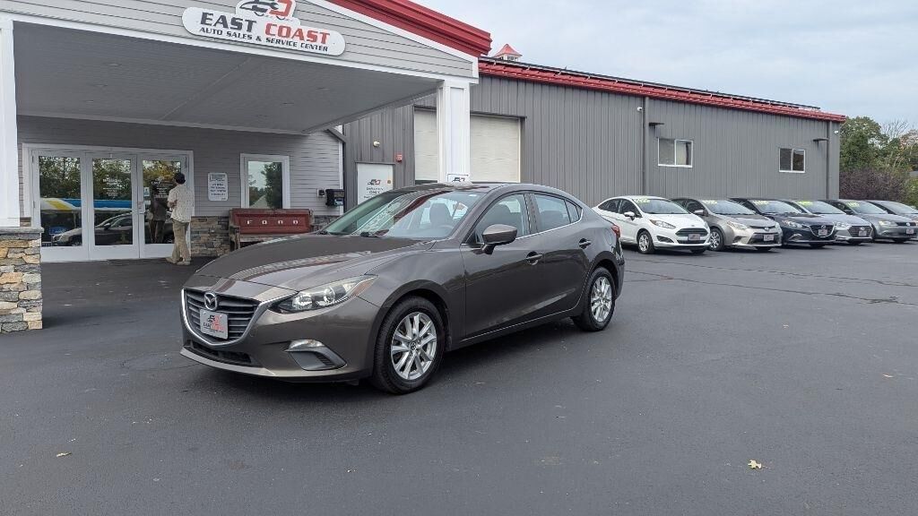 2016 MAZDA Mazda3