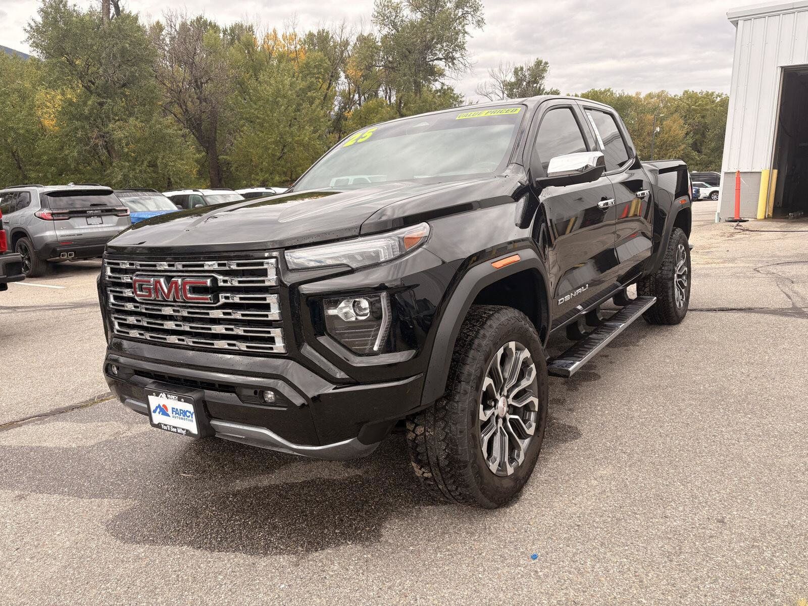 2025 GMC Canyon