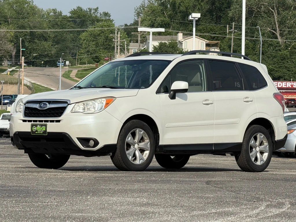 2014 SUBARU Forester
