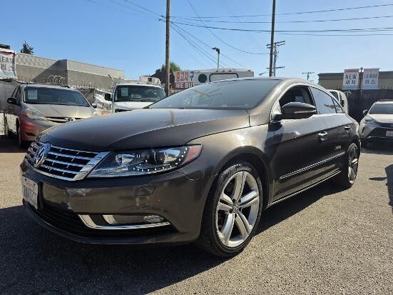 2013 VOLKSWAGEN Passat